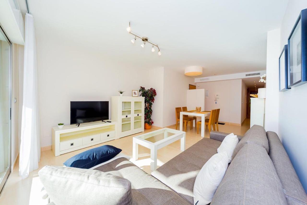 Шикарная Квартира На Первой Линии -Luxury Apartment On The First Line Sea 托雷维耶哈 外观 照片