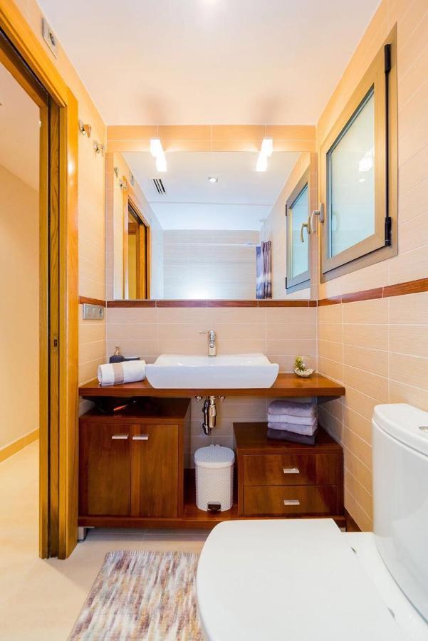 Шикарная Квартира На Первой Линии -Luxury Apartment On The First Line Sea 托雷维耶哈 外观 照片